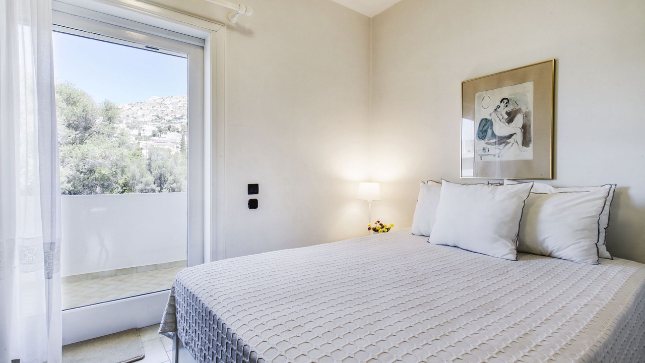 Photo of Bedroom in Saronida