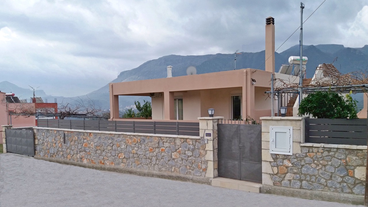 Photo of Outdoor in Monopari
