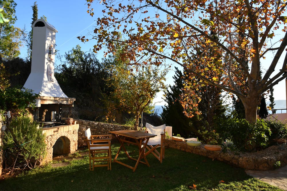 Photo of Outdoor in Agios Emilianos