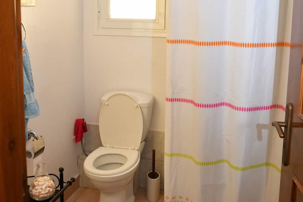 Photo of Bathroom in Agios Emilianos