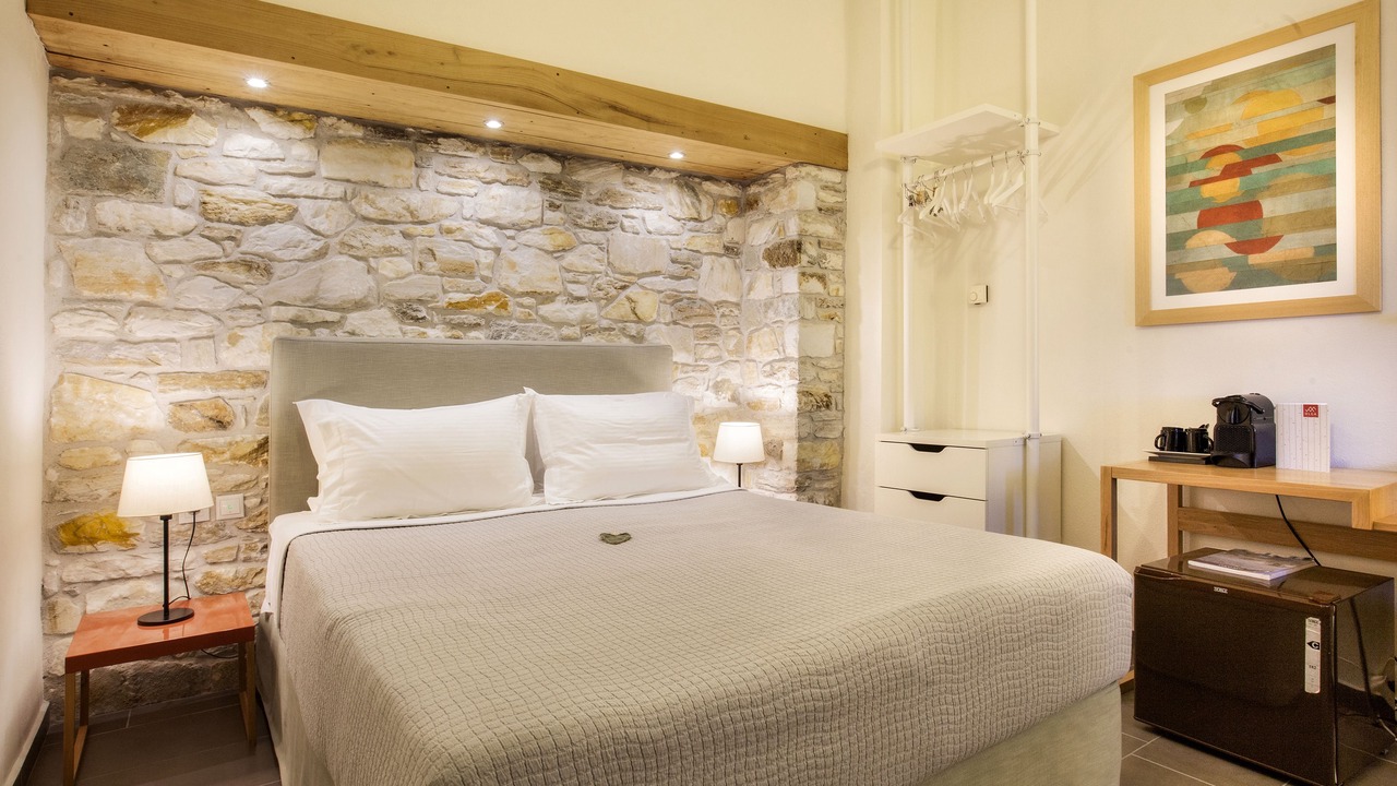 Photo of Bedroom in Mouresi