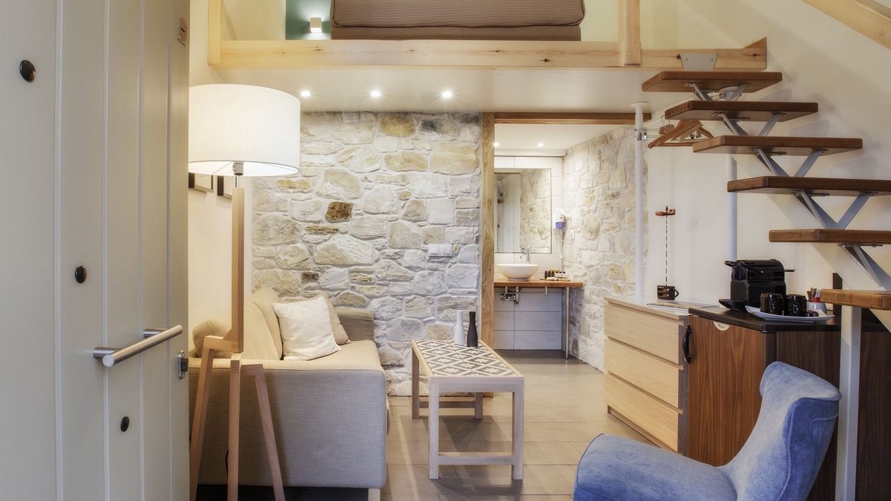 Photo of Bedroom in Mouresi