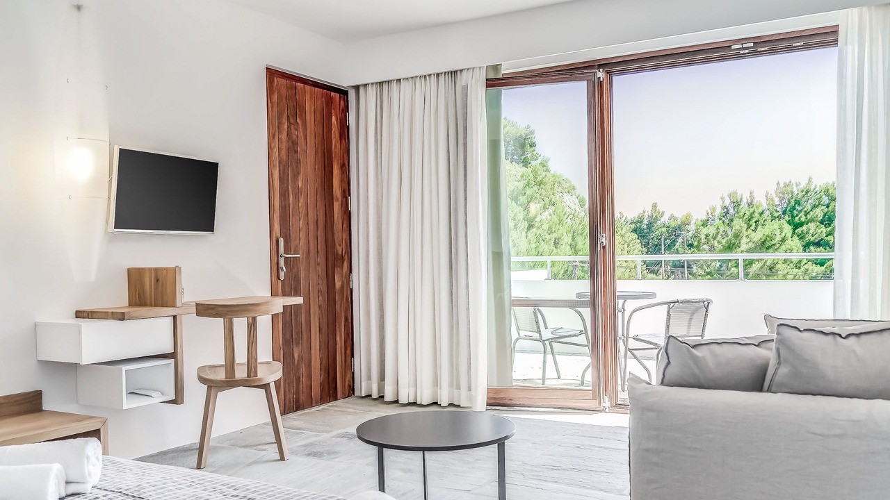 Photo of Bedroom in Kokkari