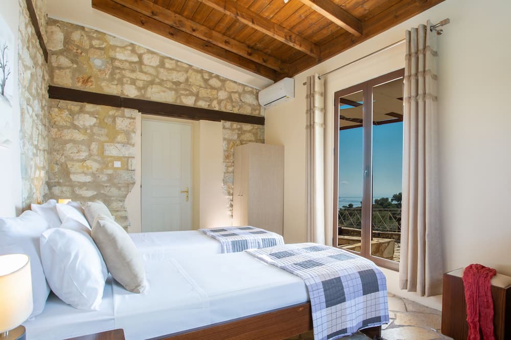 Photo of Bedroom in Evgiros