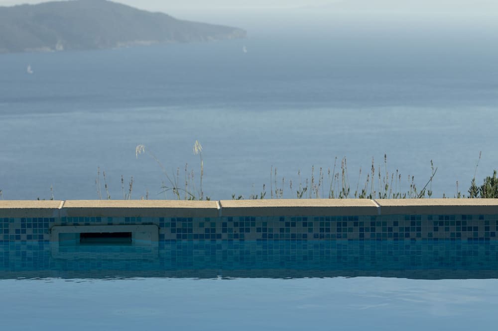 Photo of Bedroom in Evgiros