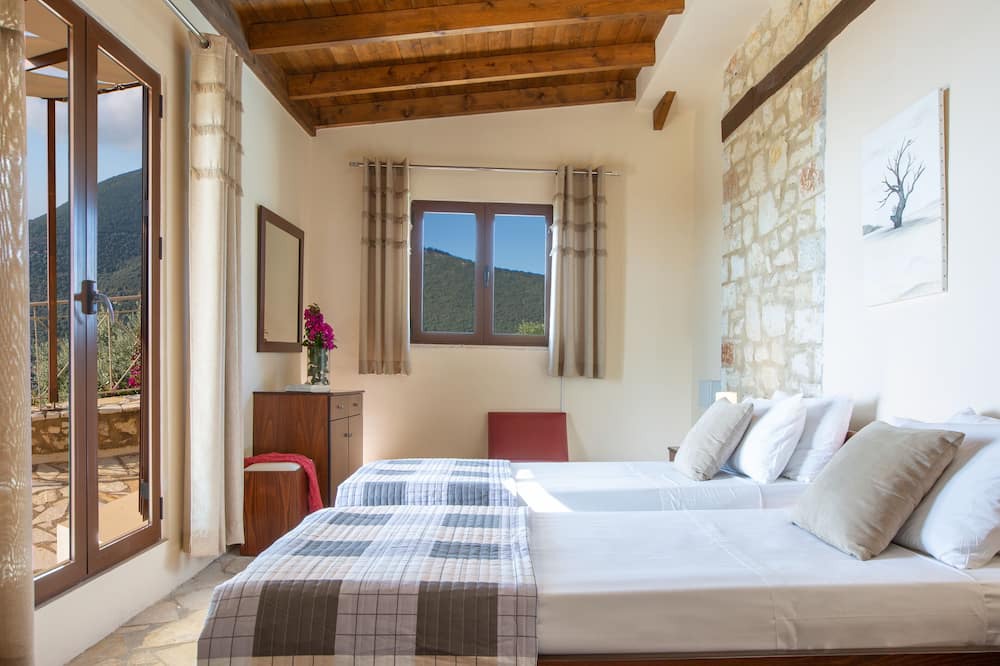 Photo of Bedroom in Evgiros