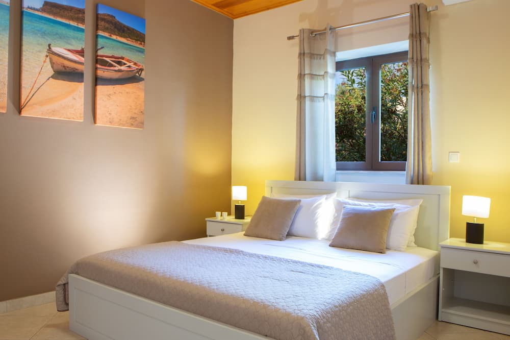 Photo of Bedroom in Evgiros