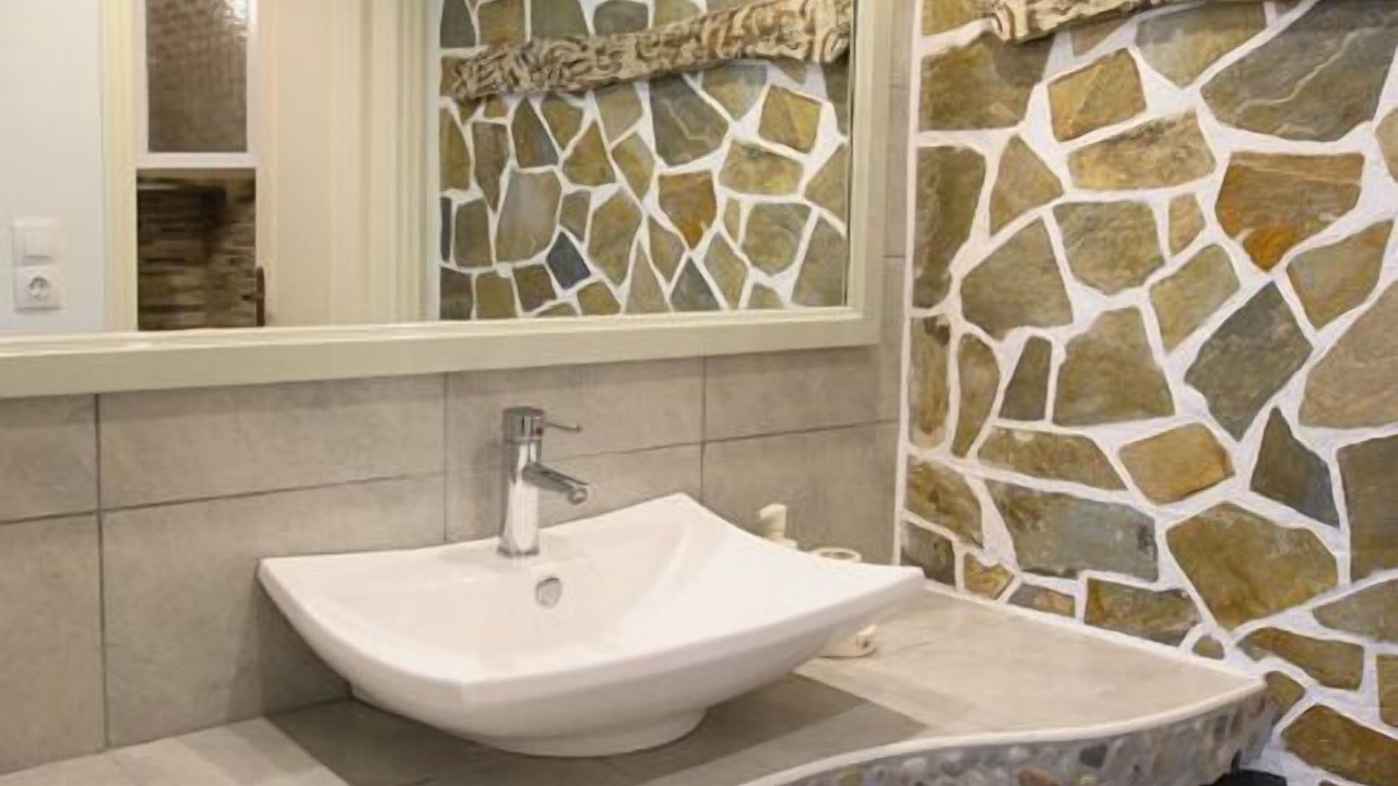 Photo of Bathroom in Aegiali
