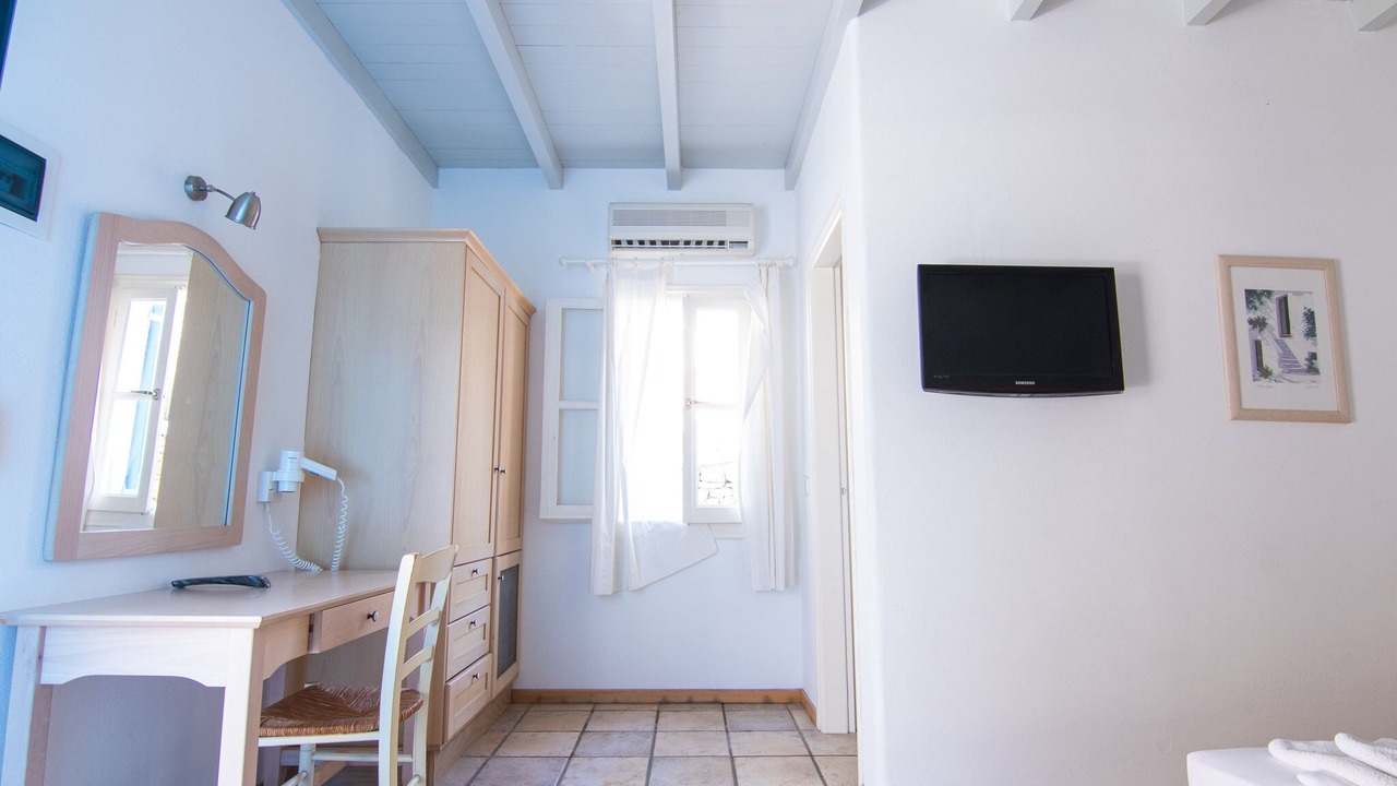 Photo of Bedroom in Ios