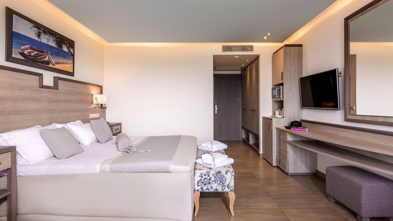 Photo of Bedroom in Koutouloufari