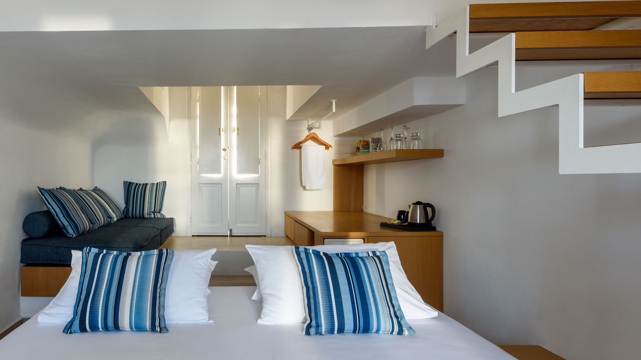 Photo of Bedroom in Oia