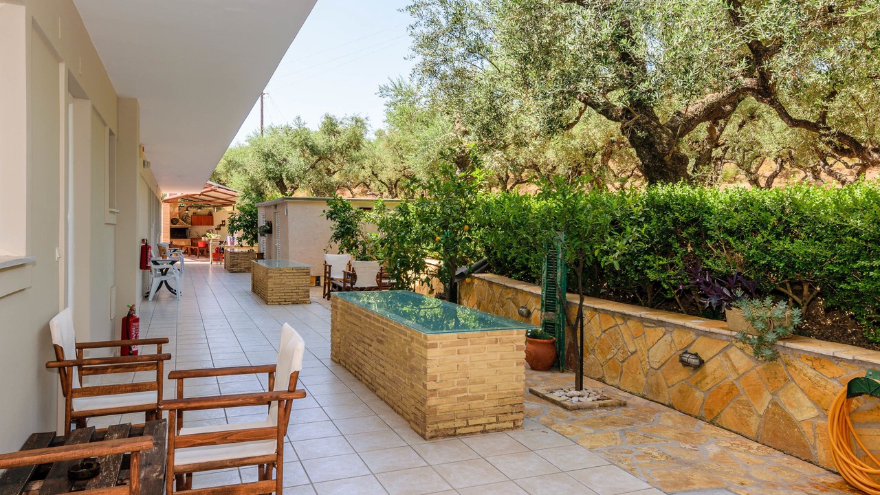 Photo of Outdoor in Amoudi