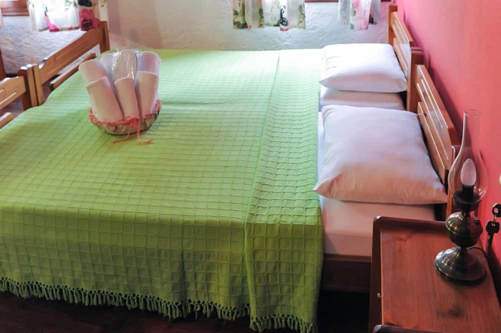 Photo of Bedroom in Stavroupolis