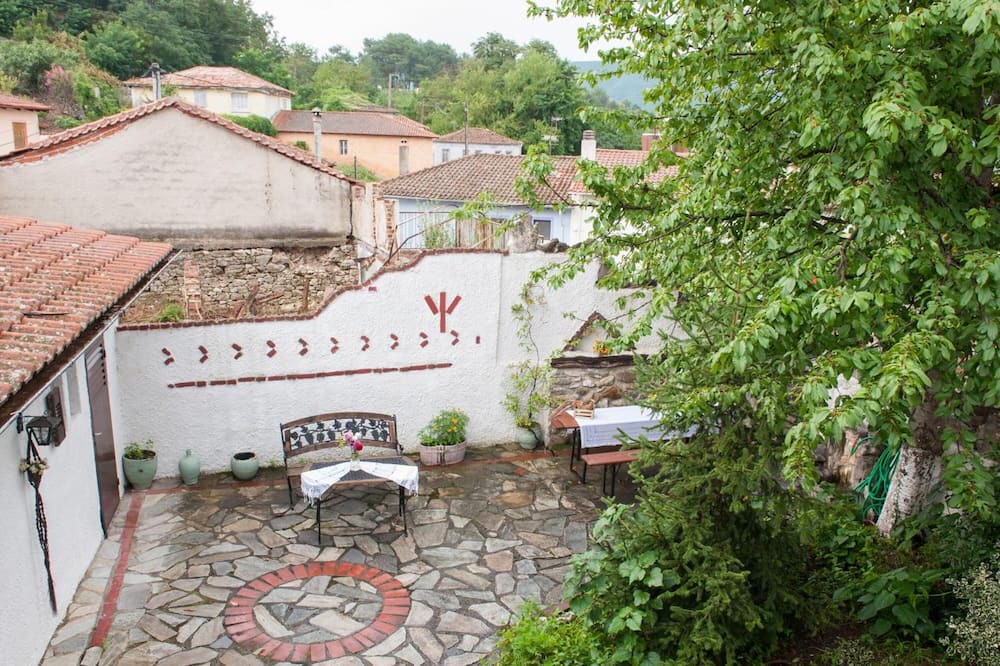 Photo of Outdoor in Stavroupolis