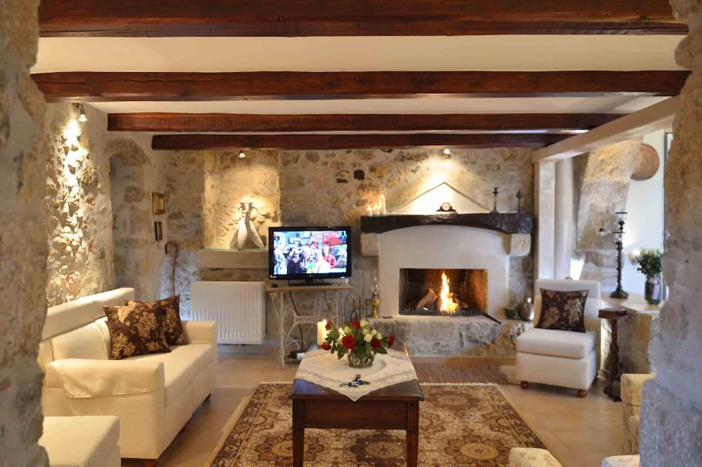 Photo of Livingroom in Ayios Thomas