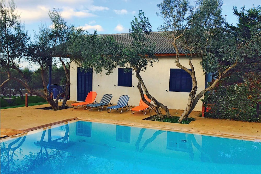 Photo of Outdoor in Eretria