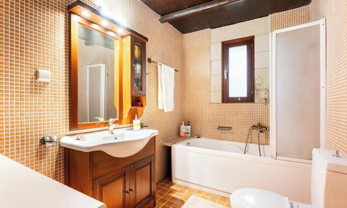Photo of Bathroom in Maza