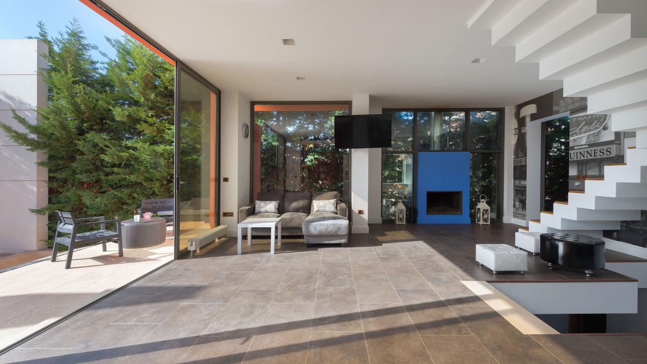 Photo of Outdoor in Ixia