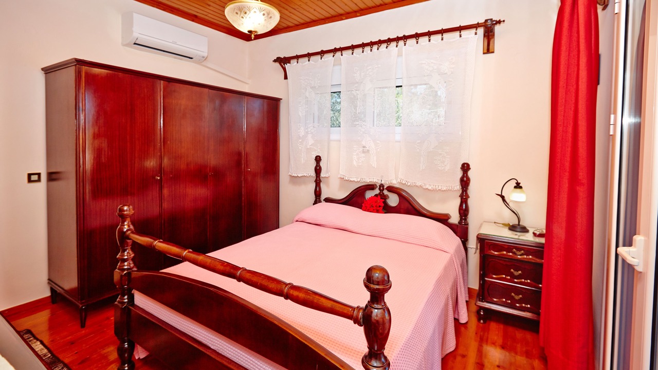 Photo of Bedroom in Agia Marina