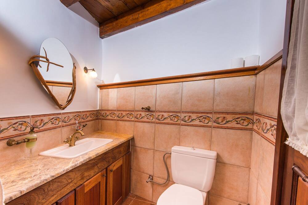 Photo of Bathroom in Anatoli