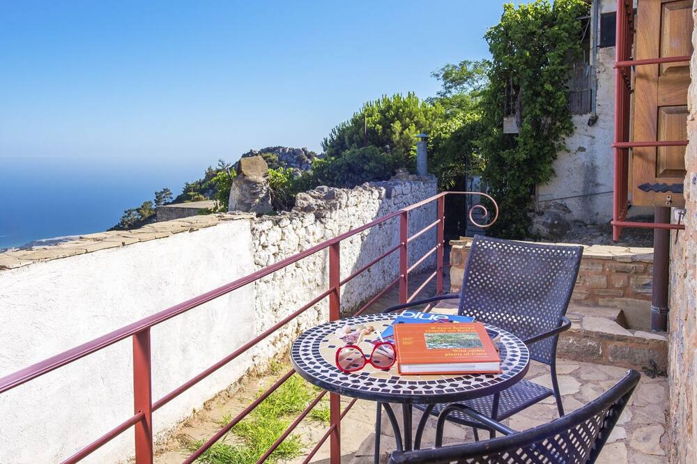Photo of Patio Balcony in Anatoli
