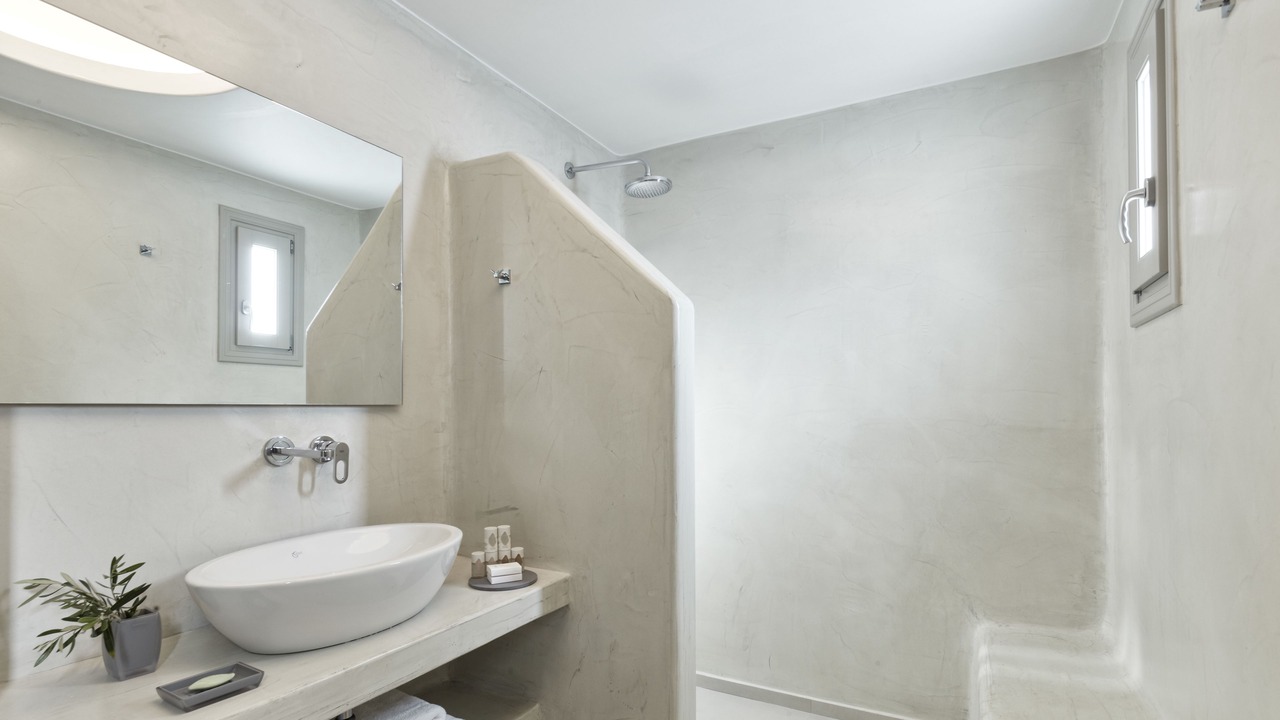 Photo of Bathroom in Kamari