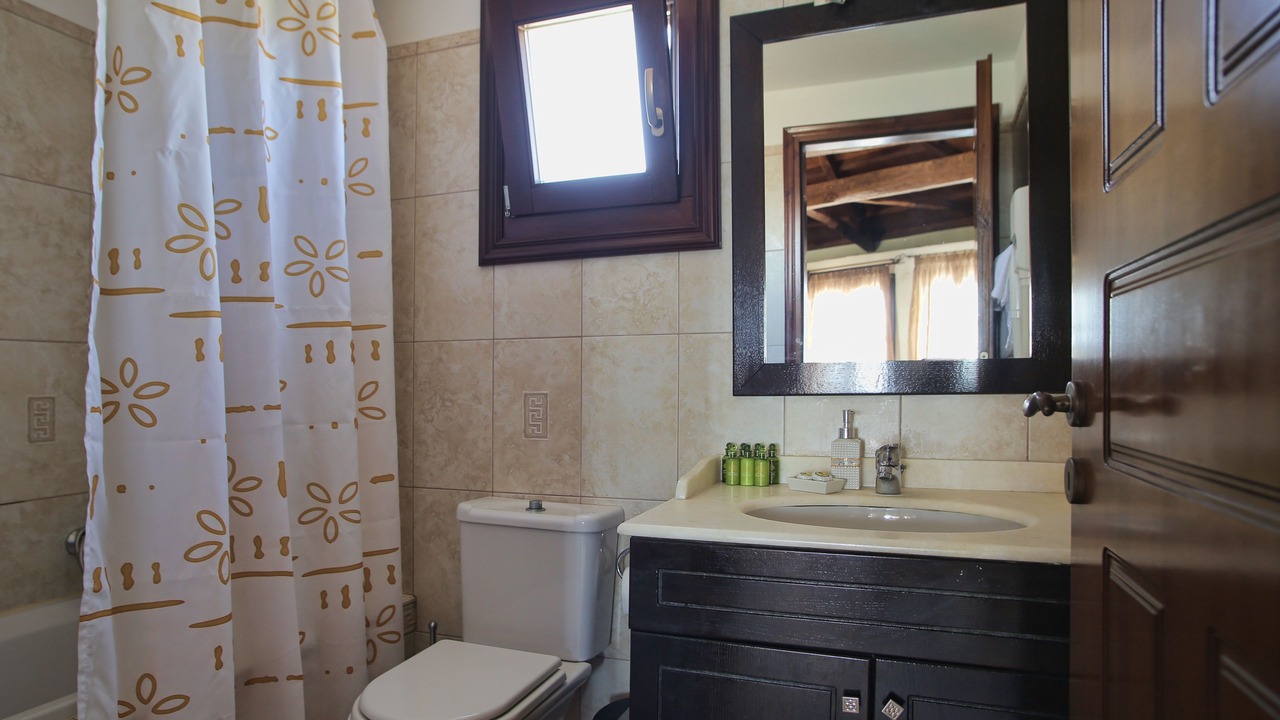 Photo of Bathroom in Votsi