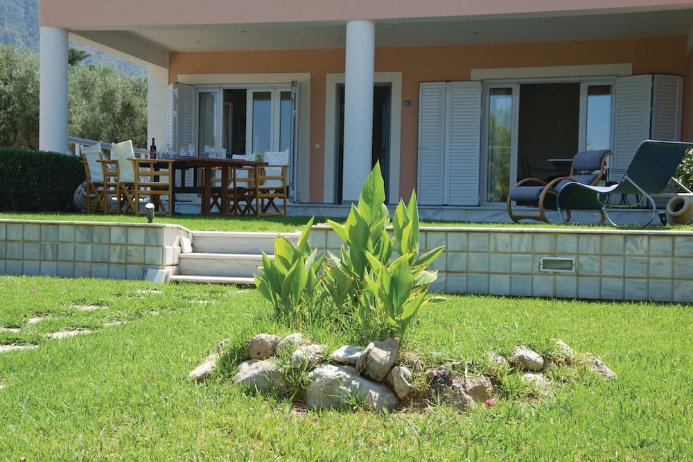 Photo of Others in Diakofto