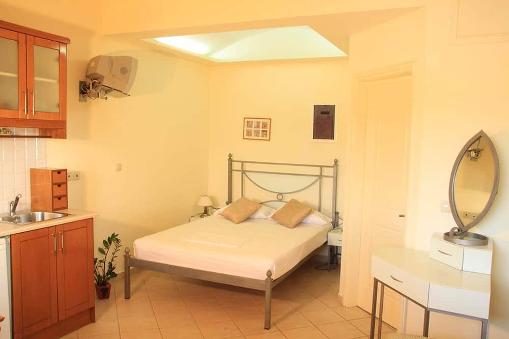 Photo of Bedroom in Limnos