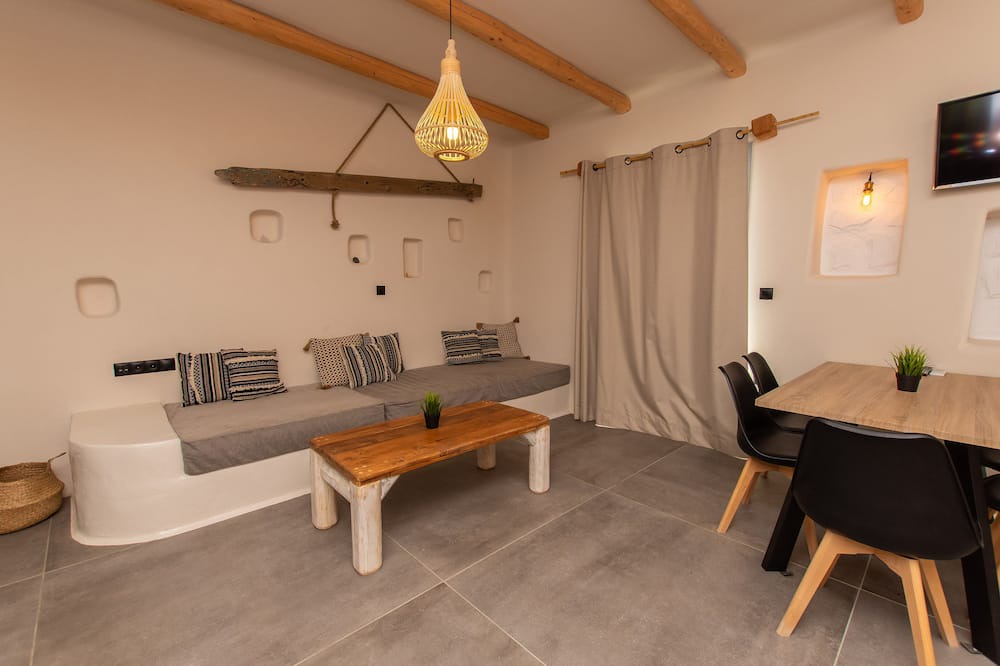 Photo of Livingroom in Maragas