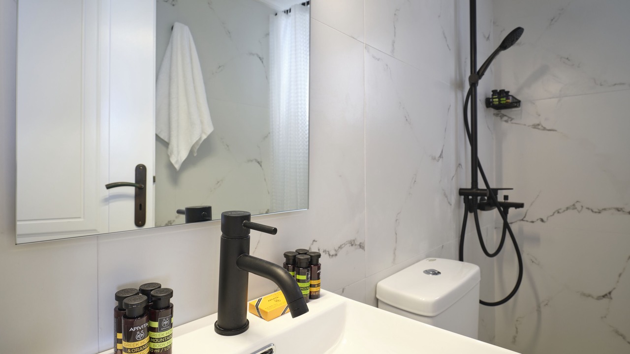 Photo of Bathroom in Kimolos