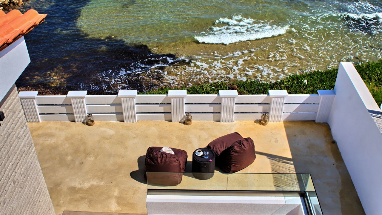Photo of Patio Balcony in Kokkini Chani