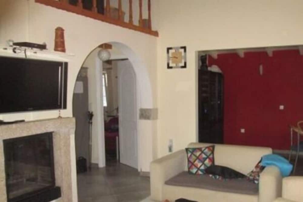 Photo of Livingroom in Messini
