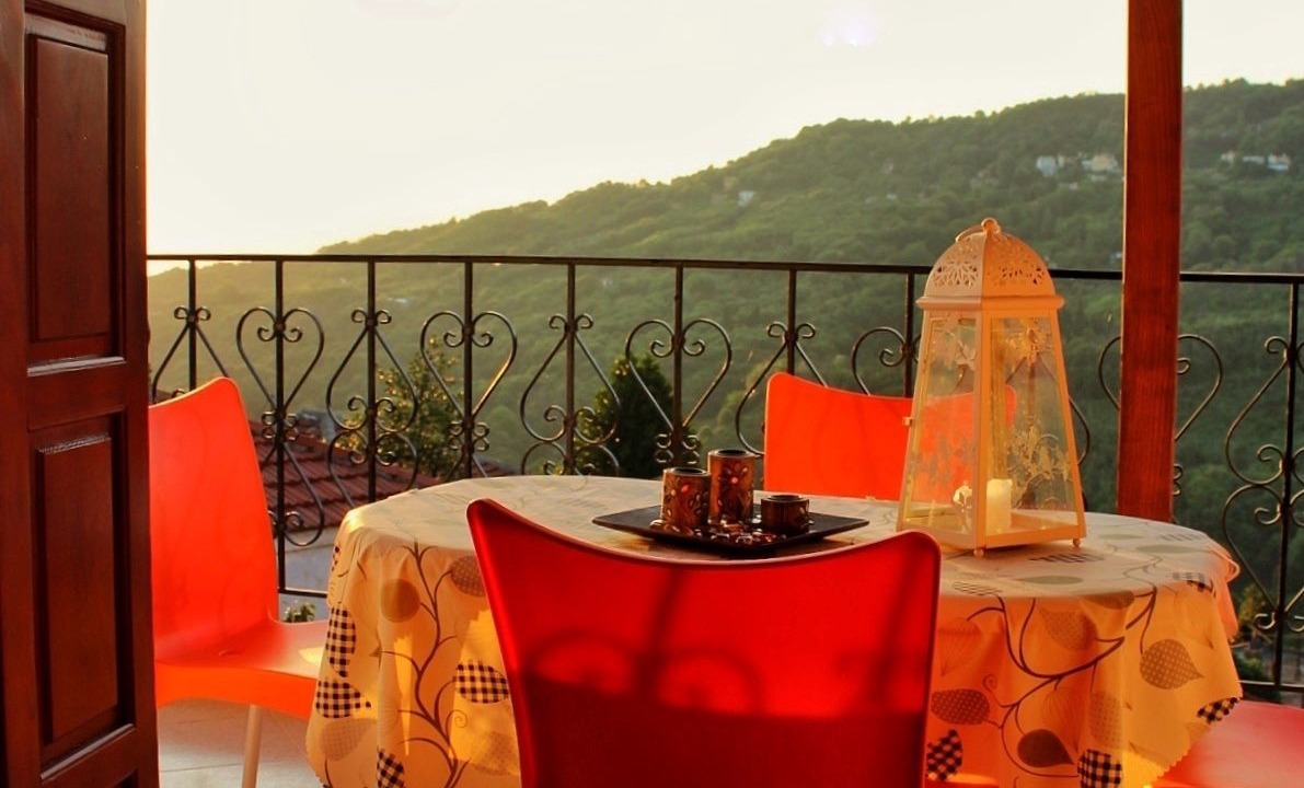 Photo of Patio Balcony in Makrirrakhi