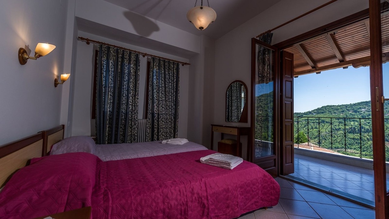 Photo of Bedroom in Makrirrakhi