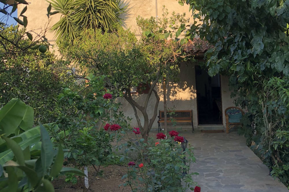 Photo of Outdoor in Alikianos