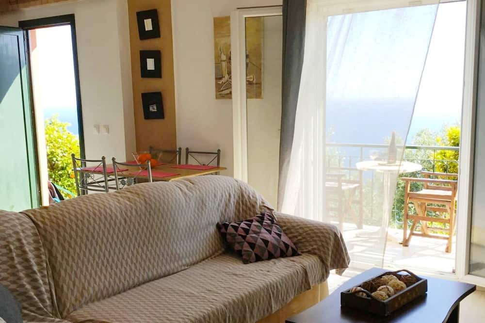 Photo of Livingroom in Pelekas