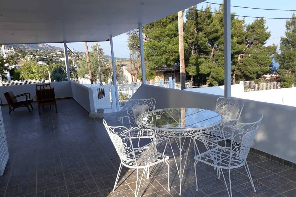 Photo of Patio Balcony in Nea Peramos