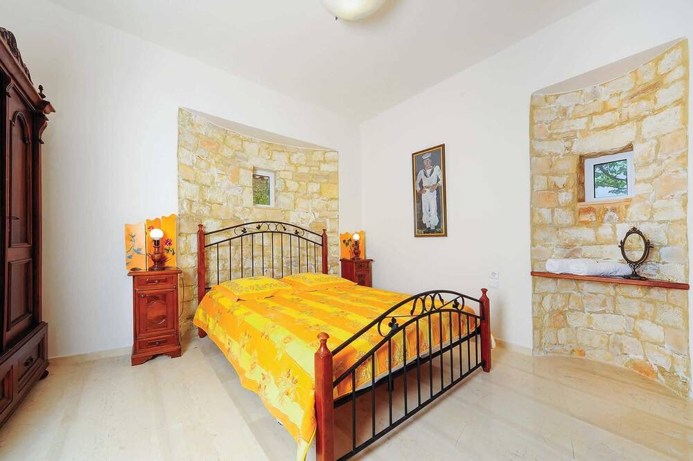Photo of Bedroom in Prinos