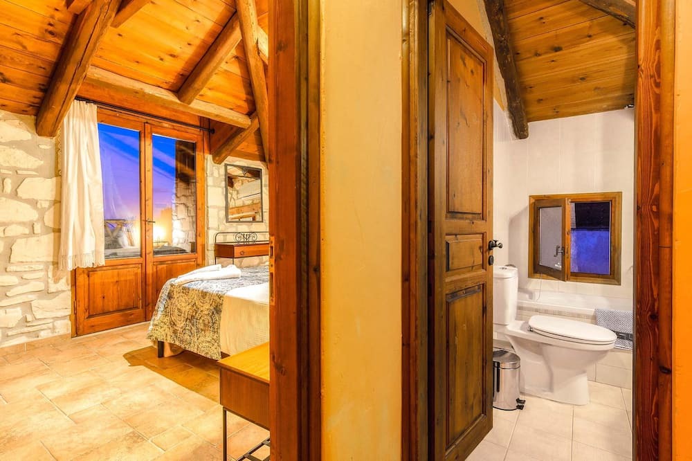 Photo of Bedroom in Xirokastello