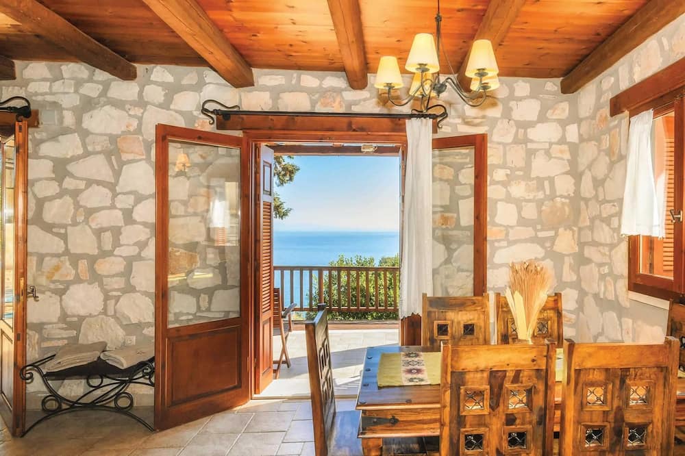 Photo of Bedroom in Xirokastello