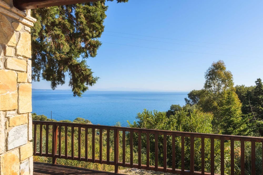 Photo of Patio Balcony in Xirokastello