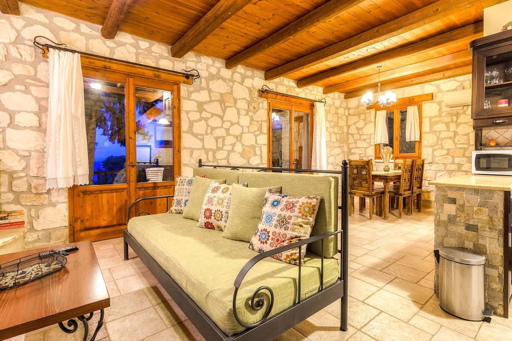 Photo of Livingroom in Xirokastello
