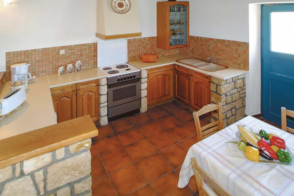 Photo of Kitchen in Prinos