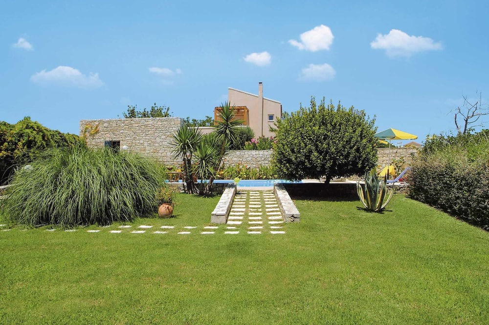 Photo of Outdoor in Prinos