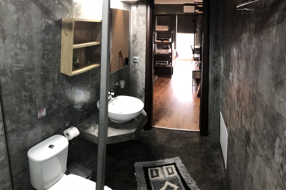 Photo of Bathroom in Alexandroupoli