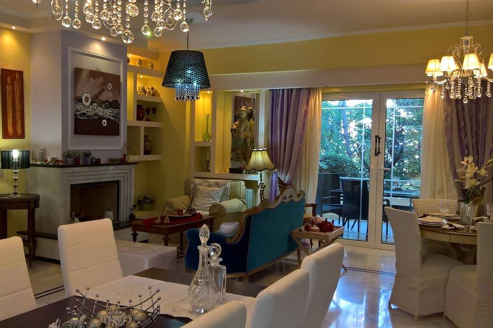 Photo of Livingroom in Velon