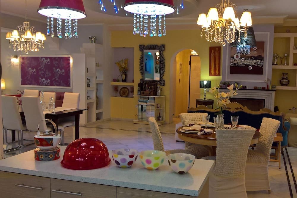 Photo of Kitchen in Velon