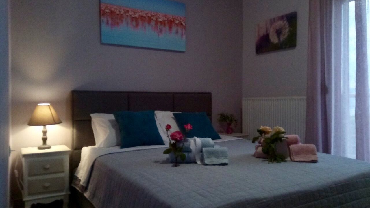 Photo of Others in Alli Meria