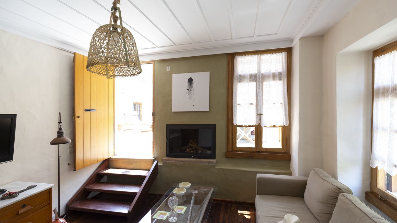 Photo of Livingroom in Agios Konstantinos